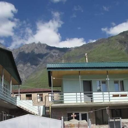 Kera Guest House คัซเบกี ภายนอก รูปภาพ